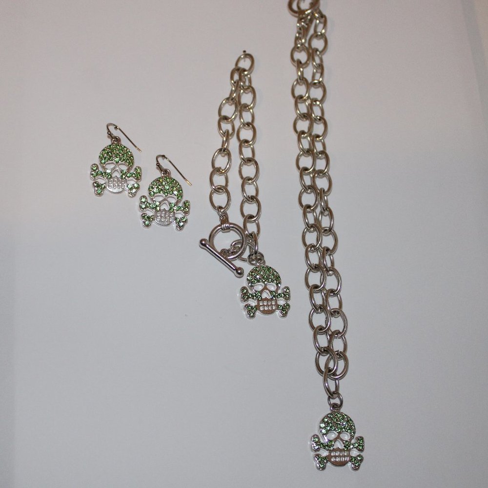 3 pc. skull Head Choker Necklace, Bracelet & Earrings